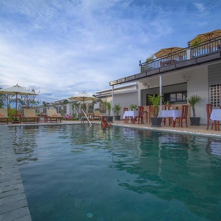Ry'S Lotus Resort D'Angkor Siem Reap Buitenkant foto