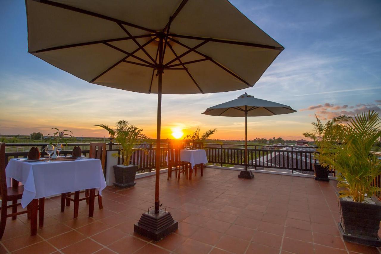 Ry'S Lotus Resort D'Angkor Siem Reap Buitenkant foto