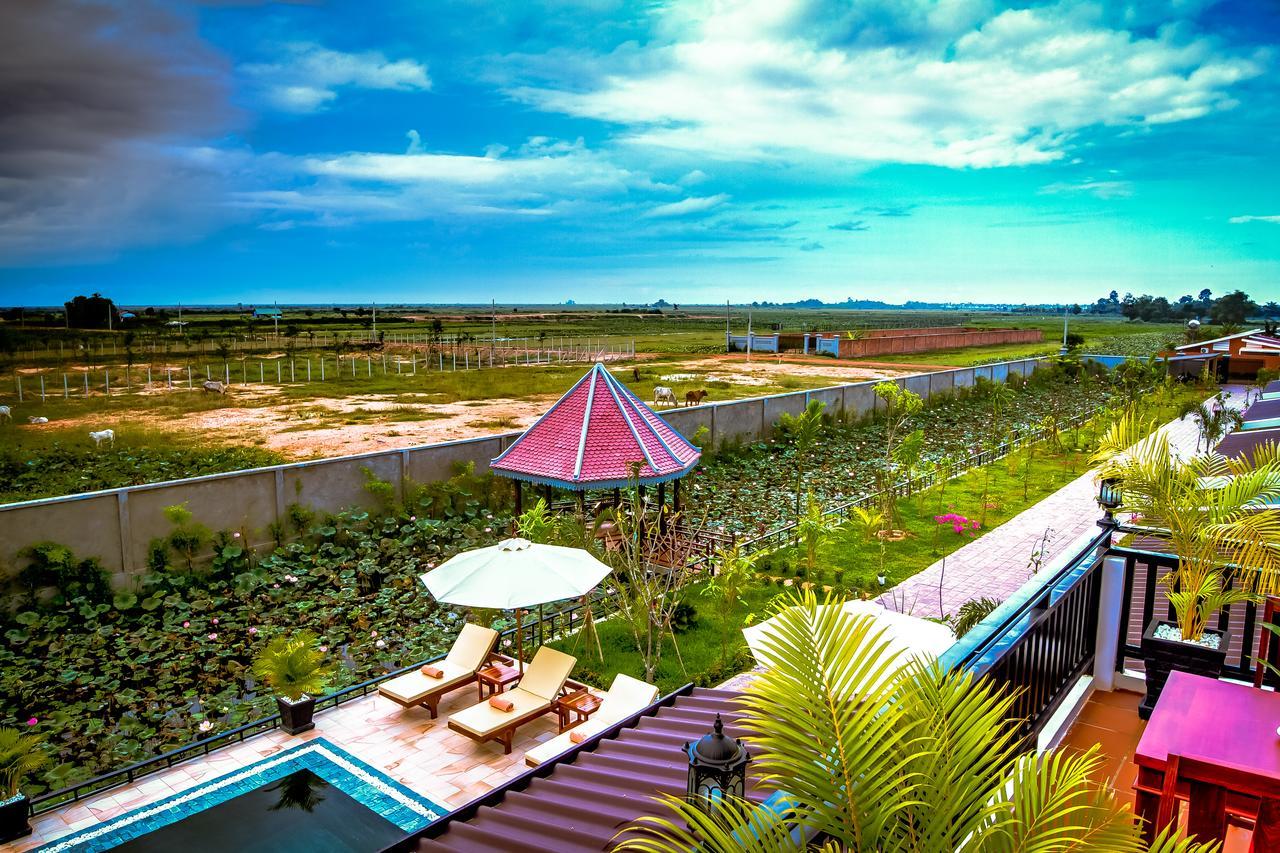 Ry'S Lotus Resort D'Angkor Siem Reap Buitenkant foto